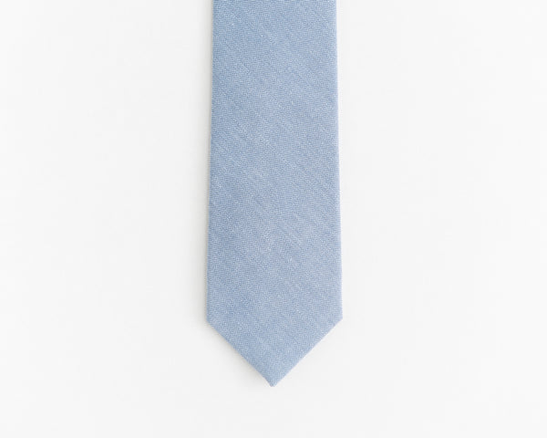Light blue tie