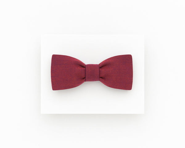 Dark red bow tie